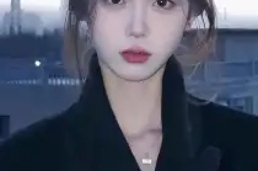 丢掉“苦情人设”她转型美妆博主直播一晚入账10万